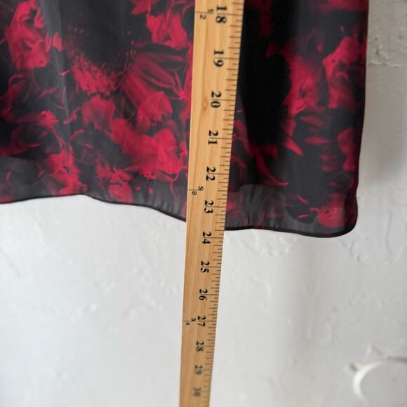 Dana Buchman Y2k Size Medium Red‎ Black Vampire Dark Romantic Sleeveless Top - Picture 7 of 9